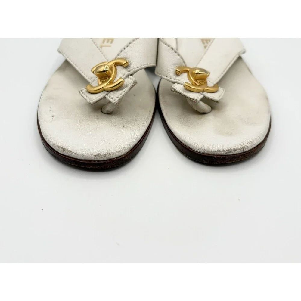Chanel White Leather Sandals Gold CC Turnlock Accent Thong Vintage Size EU 37